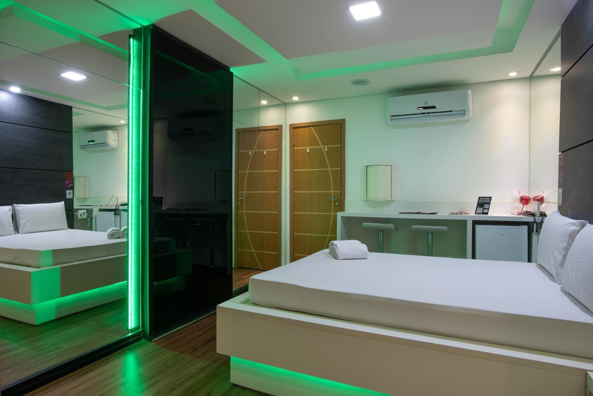 Motel Fantasy 4 (Adults Only) Бело Оризонти Екстериор снимка
